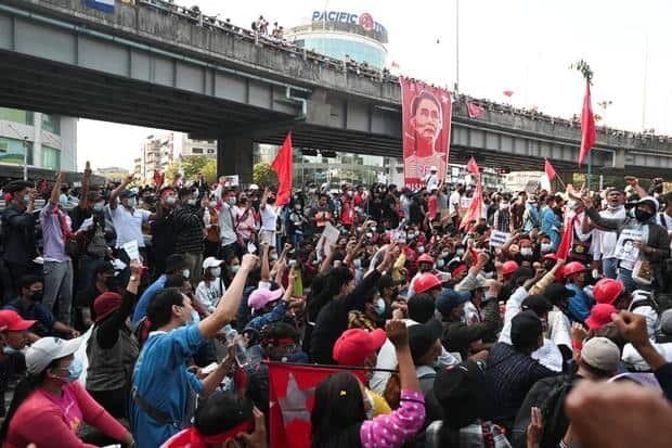 Myanmar police use water cannon, rubber bullets in bid to quash growing anti-coup protests Myanmar police use water cannon, rubber bullets in bid to quash growing anti-coup protests